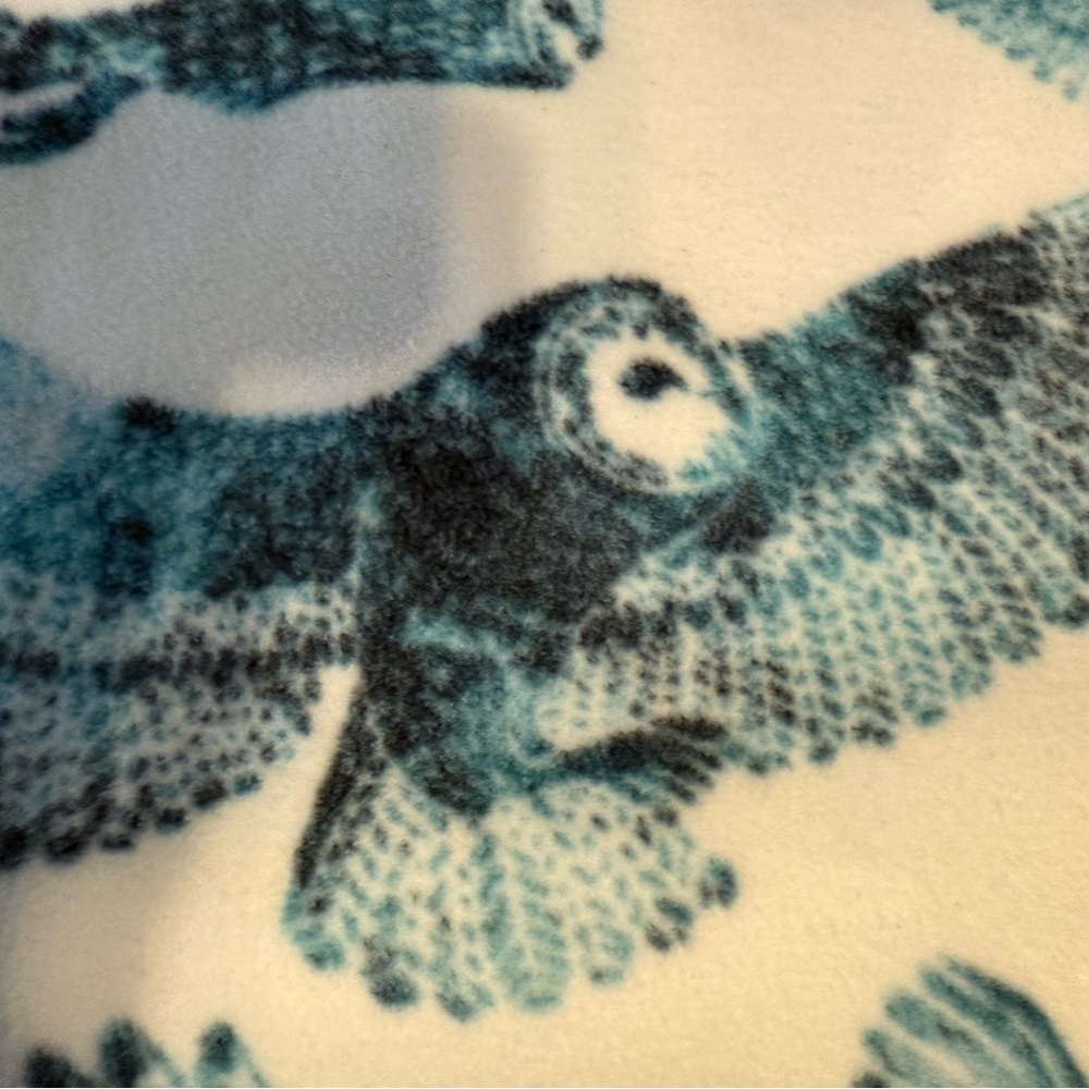 Teal Snowy Owl Fleece Material 60x72” - Picture 3 of 4